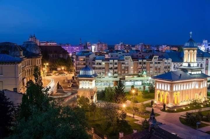 Glamour Ultracentral Craiova Exterior foto